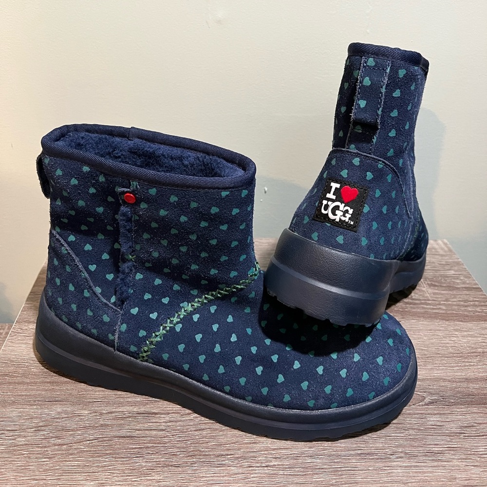 Women’s I Love UGG Boots size: 11